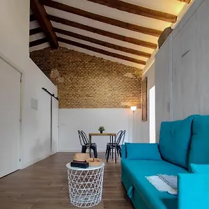 Apartamento Estudiovintage. Heliopolis, Sevilla